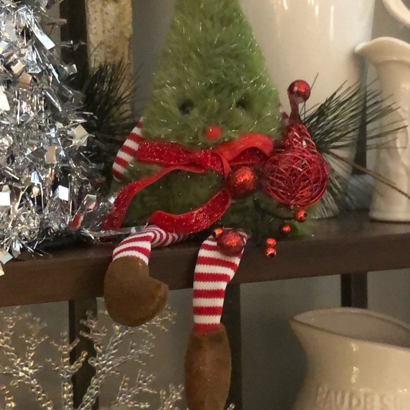 Plush Christmas Cutie - Picture 6 of 8